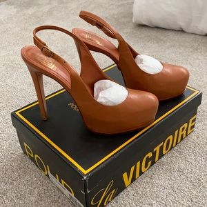 Pour La Victoire - Aria heels, size 7.5, nappa